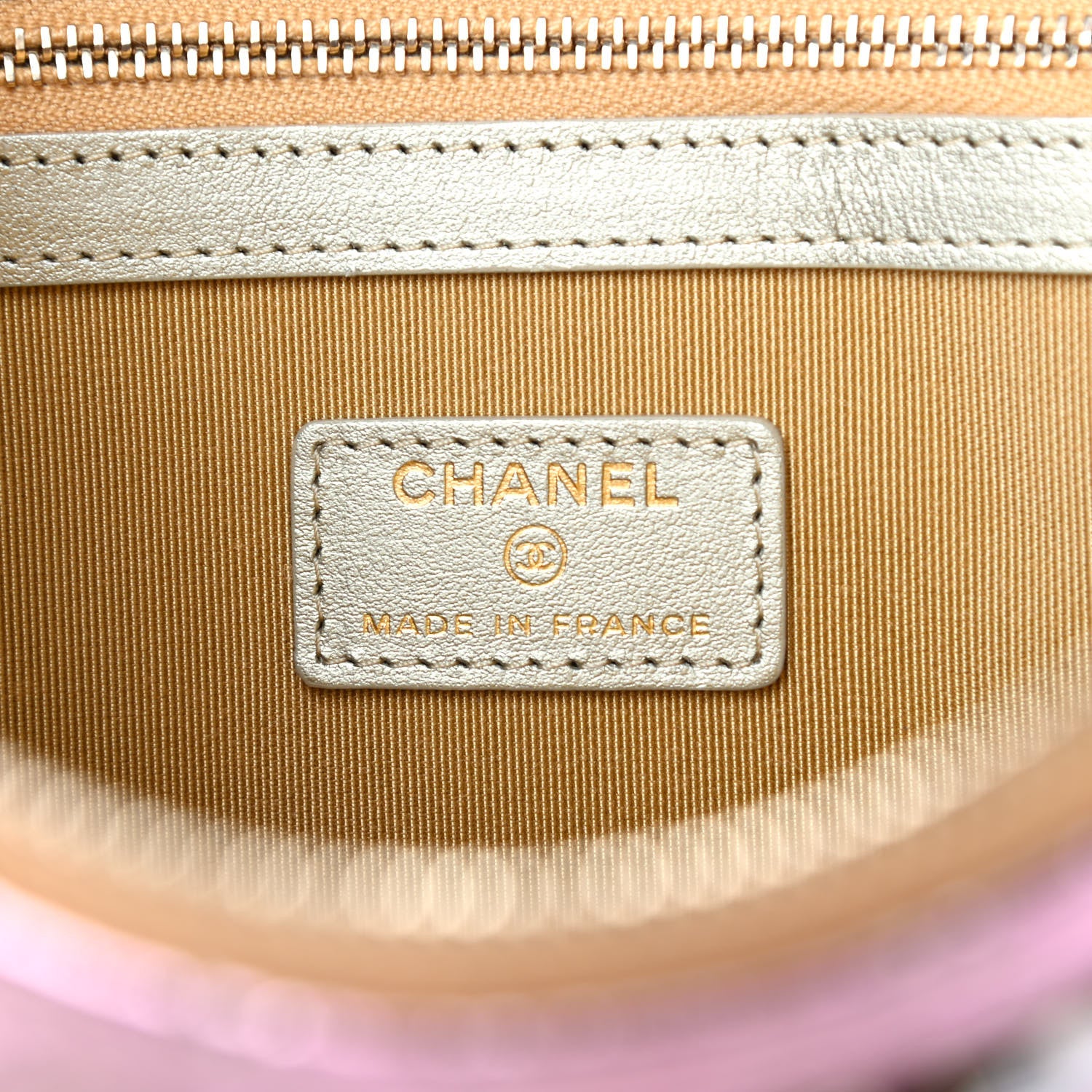 Chanel Metallic Goatskin Quilted Medium 2.55 Reissue Cosmetic Case Multicolor 6 of 7