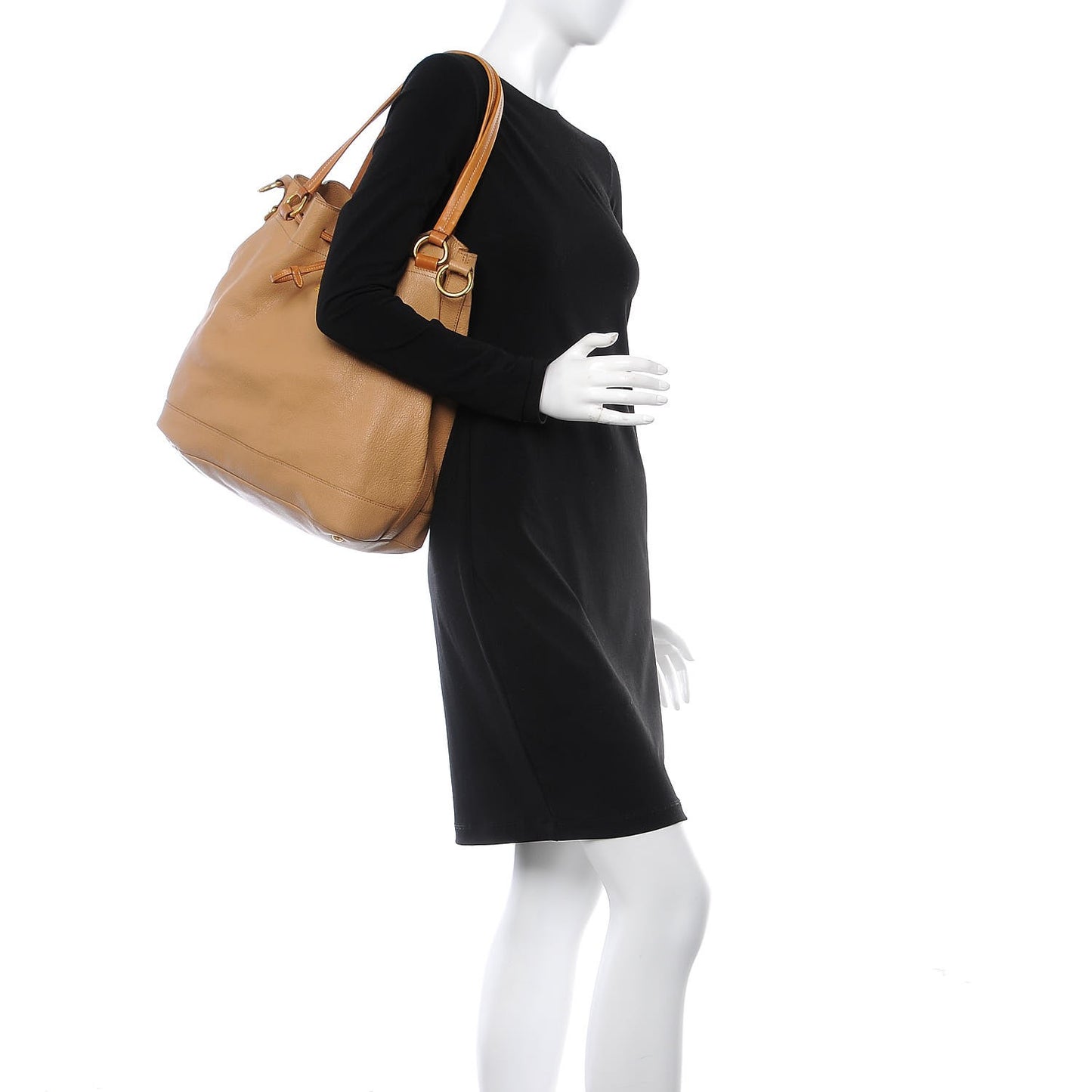 Vitello Daino Drawstring Bucket Tan