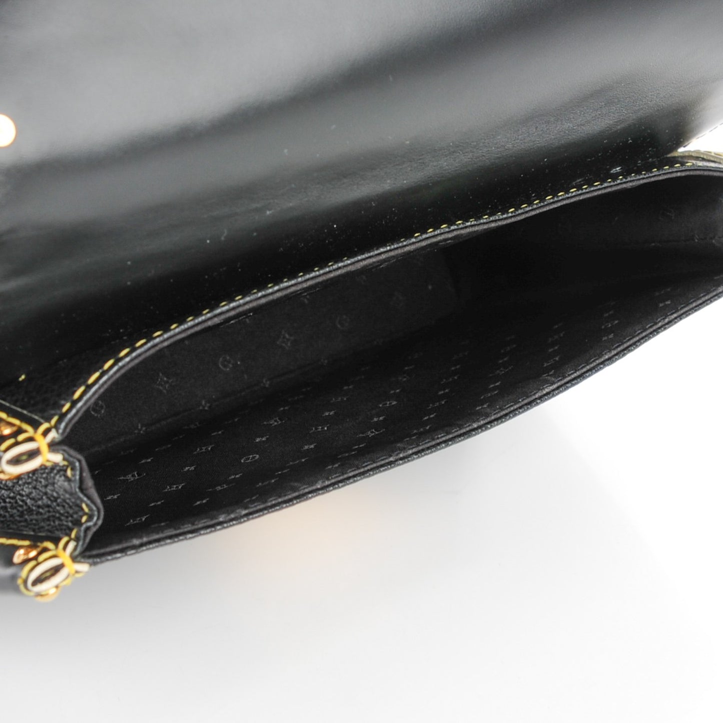 Suhali L Aimable Black