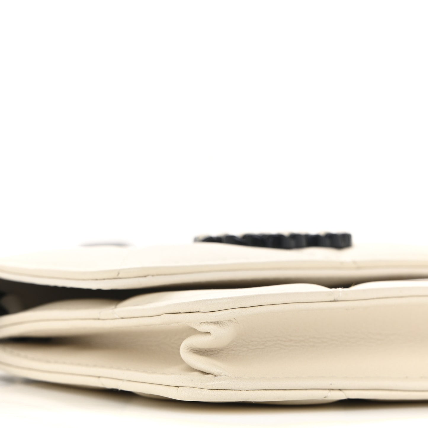 Caviar Quilted My Everything Belt Flap Card Holder White