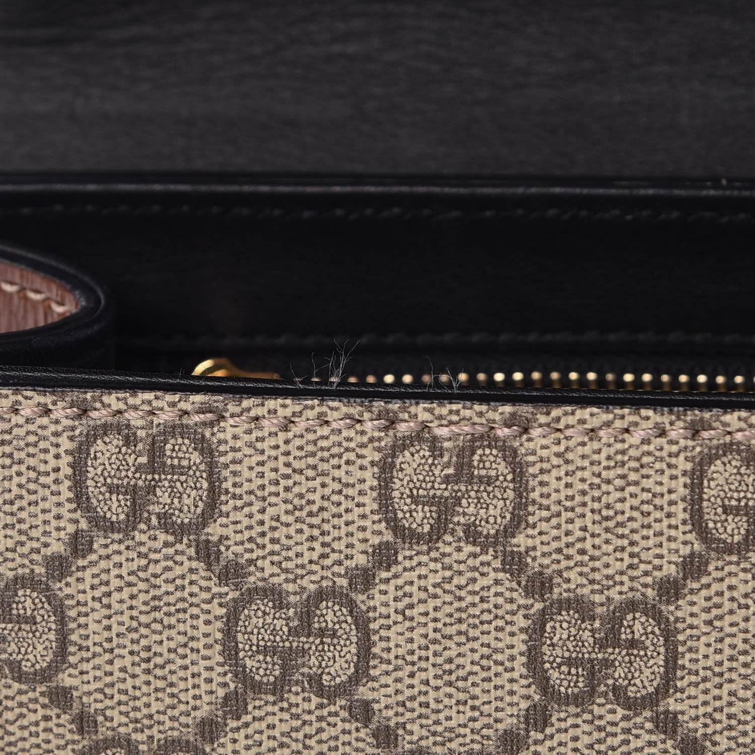 Gucci GG Supreme Monogram Calfskin Medium Padlock Shoulder Bag Beige Black Cuir 16 of 20