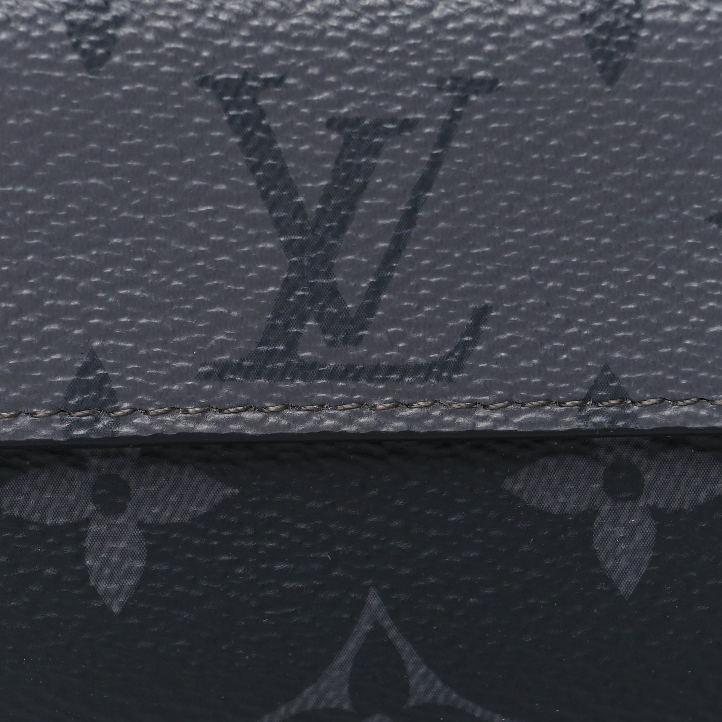 Reverse Monogram Eclipse Discovery Compact Wallet