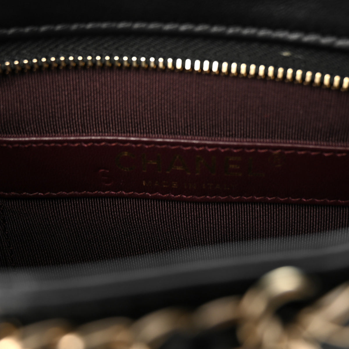 Lambskin Chain Frame Shoulder Bag Black