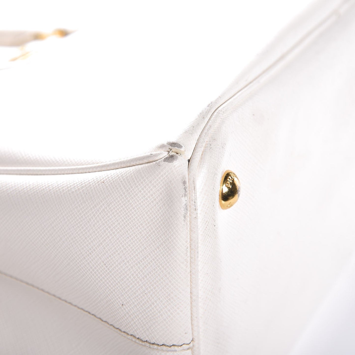 Saffiano Lux Medium Tote Talco