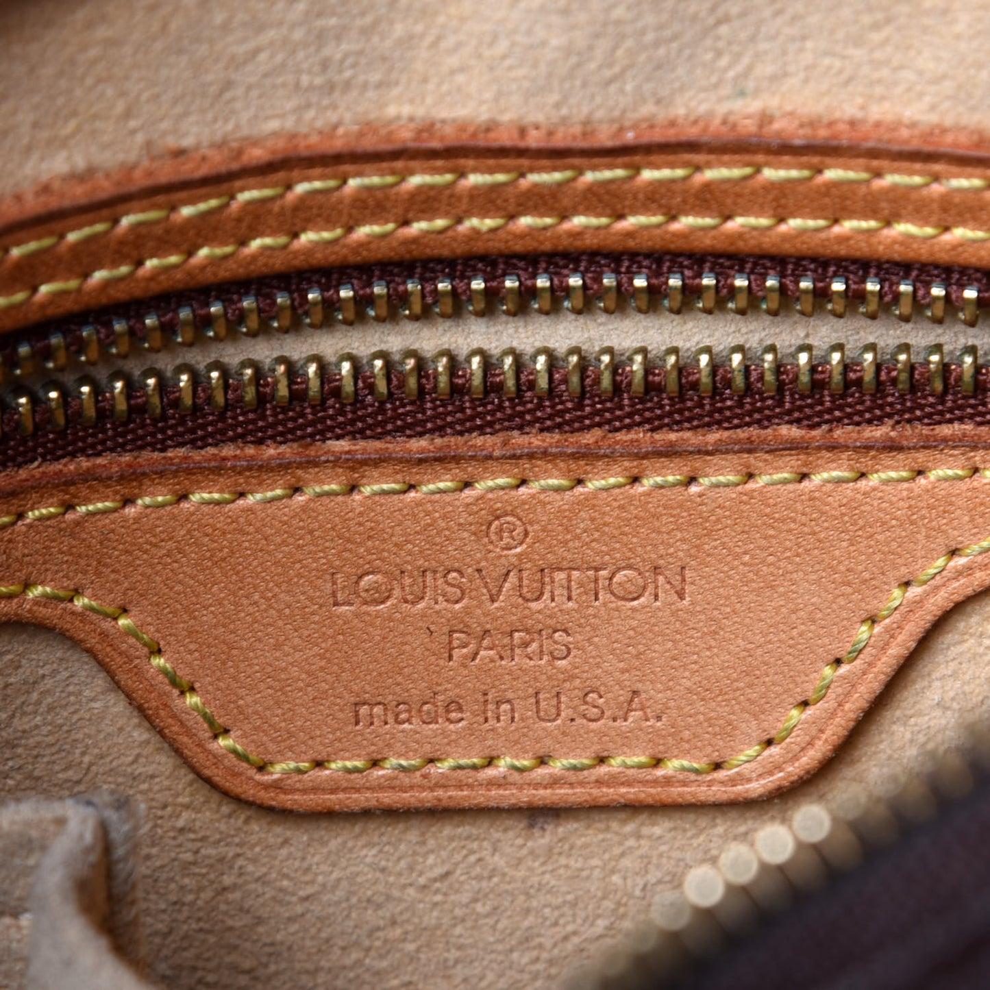 Monogram Looping MM