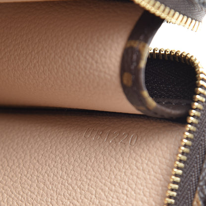 Louis Vuitton Monogram Toiletry Pouch 19 7 of 8
