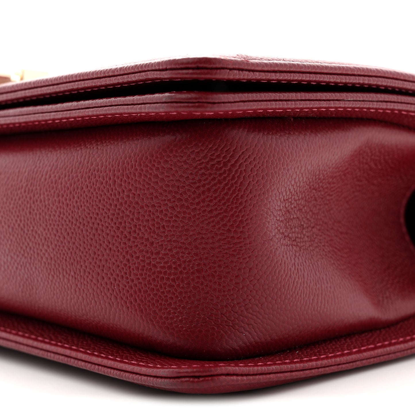 Caviar Quilted Medium Boy Flap Red