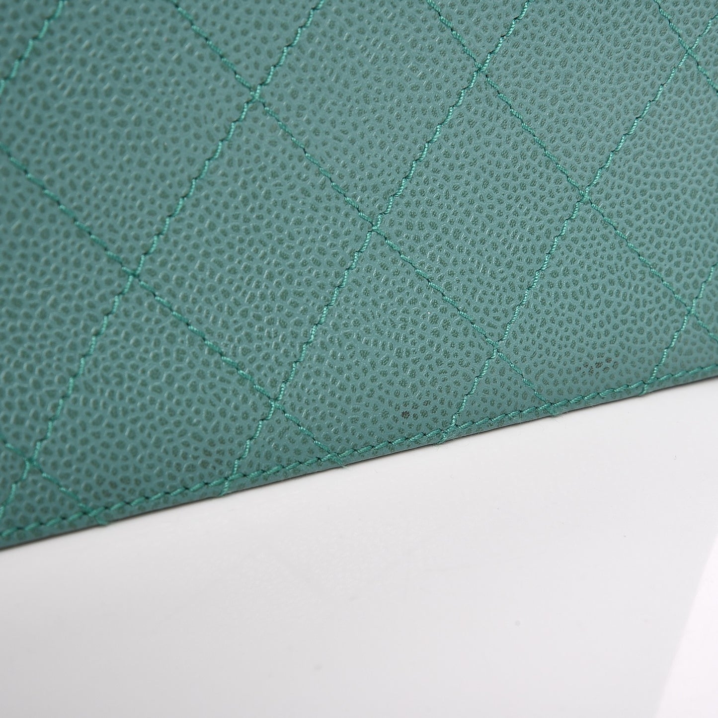 Caviar Flap Shoulder Bag Green