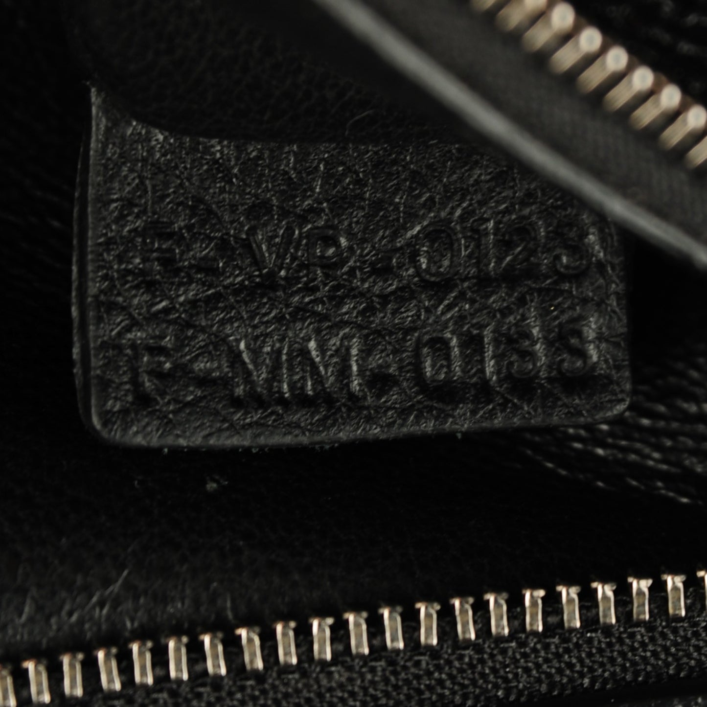 Drummed Calfskin Suede Medium Trapeze Black