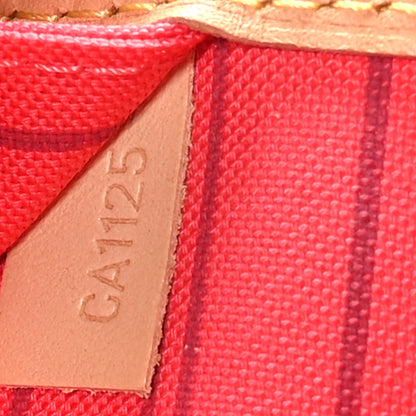 Louis Vuitton Monogram V Neverfull MM Grenade 8 of 10