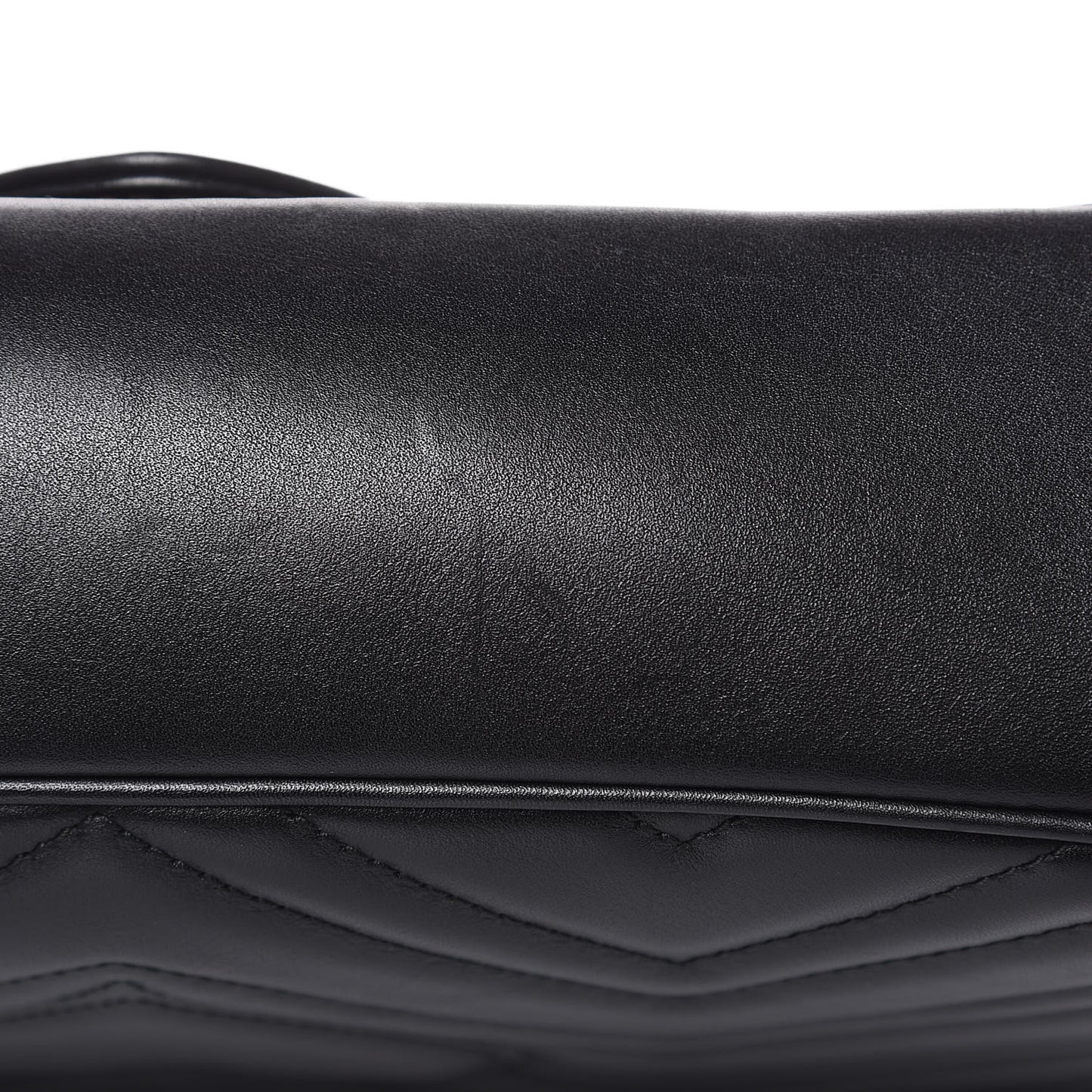 Calfskin Matelasse Medium GG Marmont Shoulder Bag Black