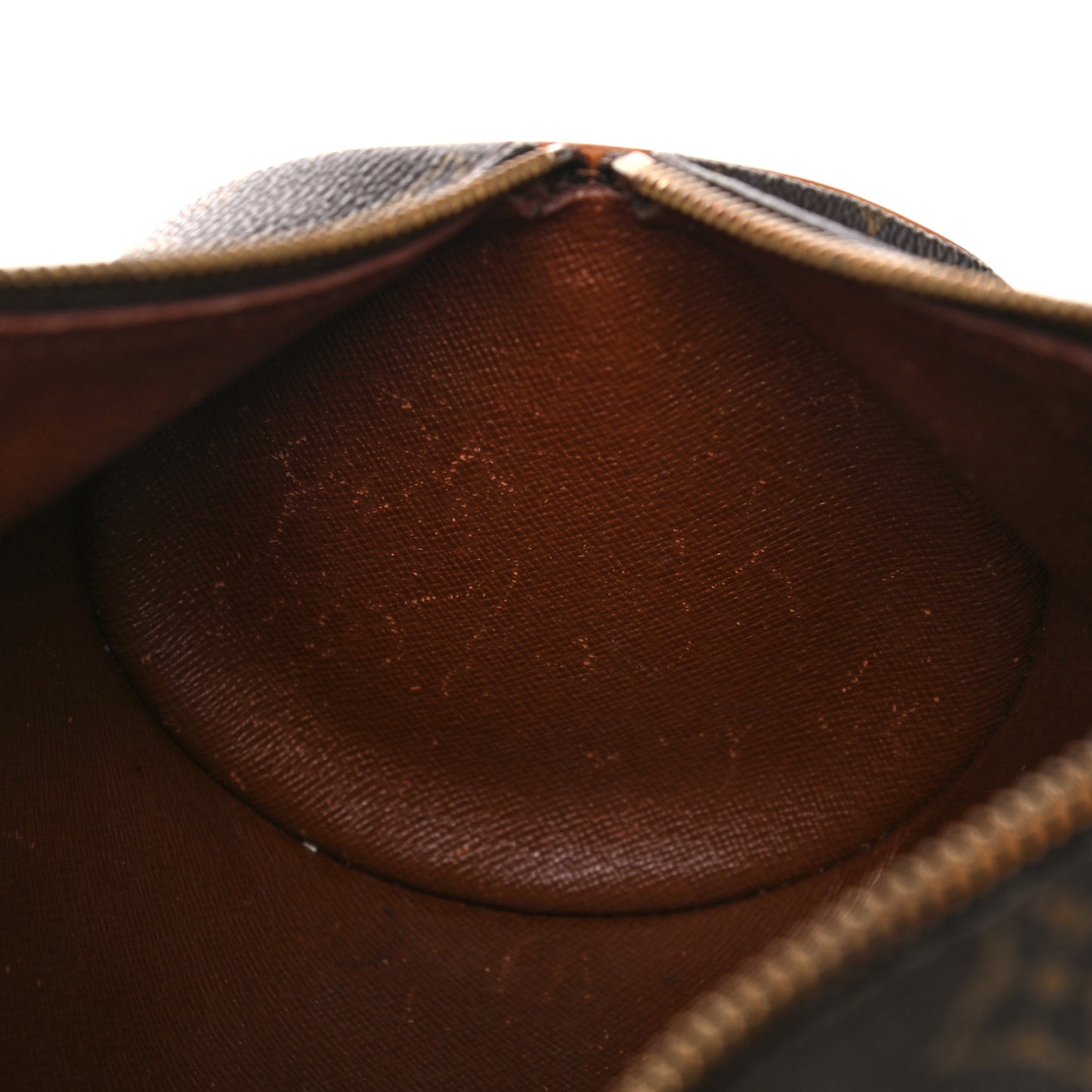 Monogram Papillon 26