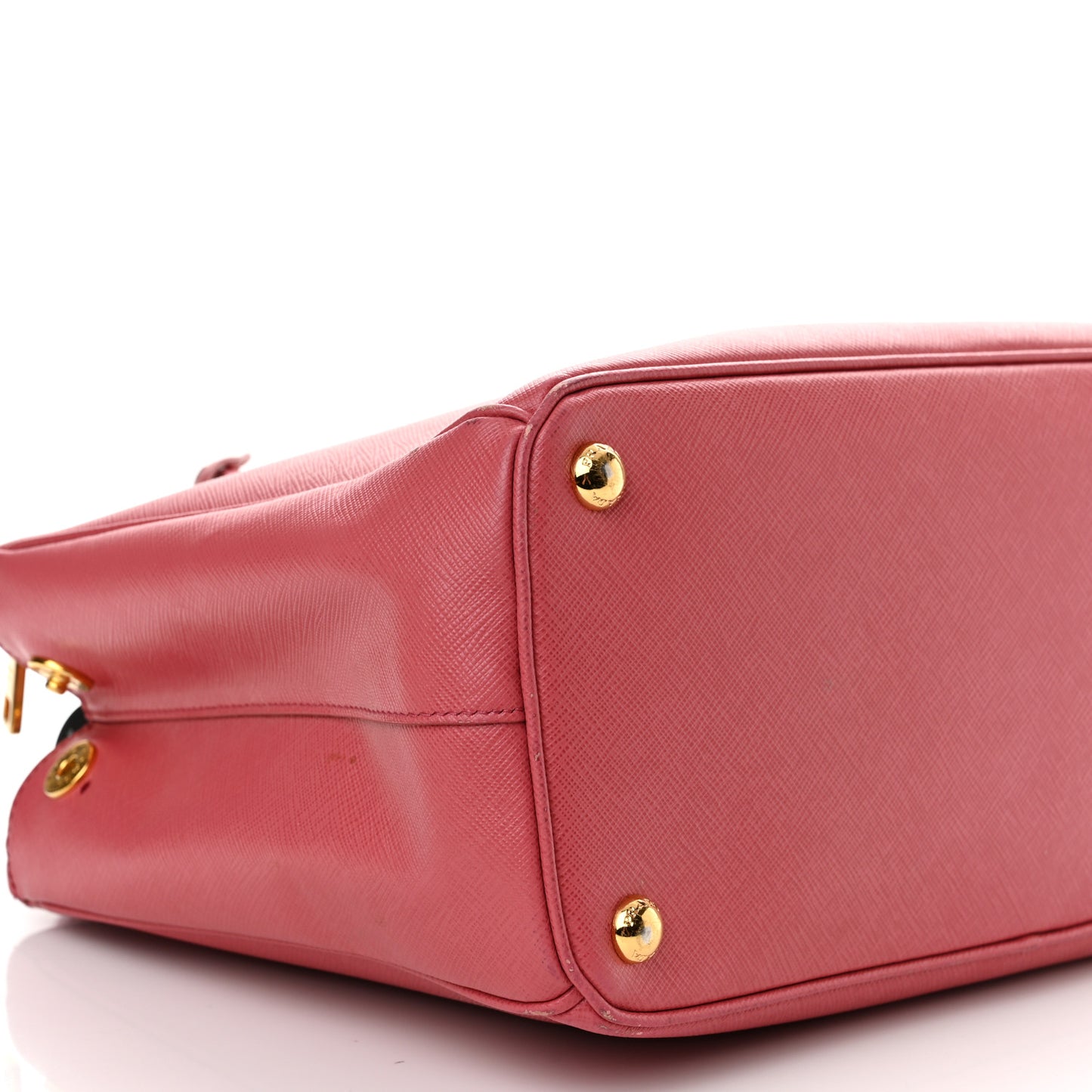 Saffiano Medium Galleria Double Zip Tote Peonia