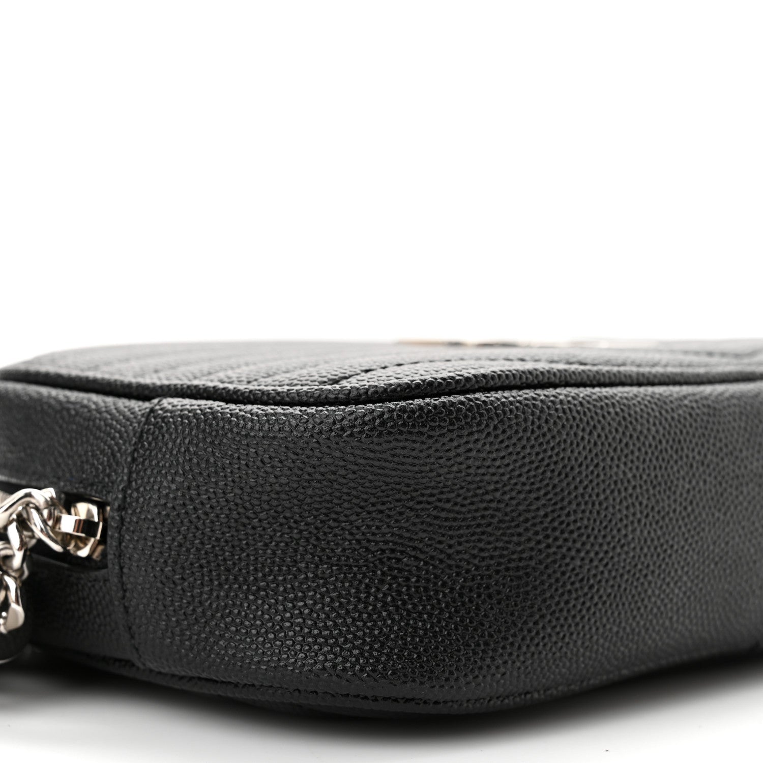 Saint Laurent Grain De Poudre Matelasse Monogram Mini Lou Camera Bag Black 9 of 11