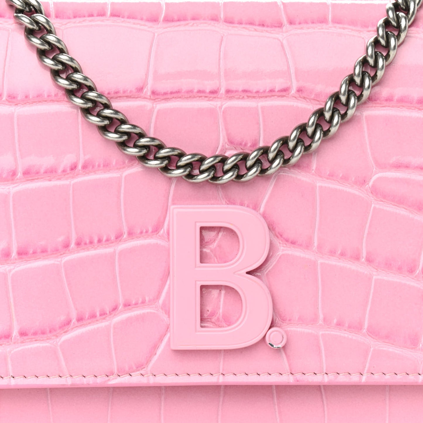 Patent Crocodile Embossed B Wallet On Chain Pink