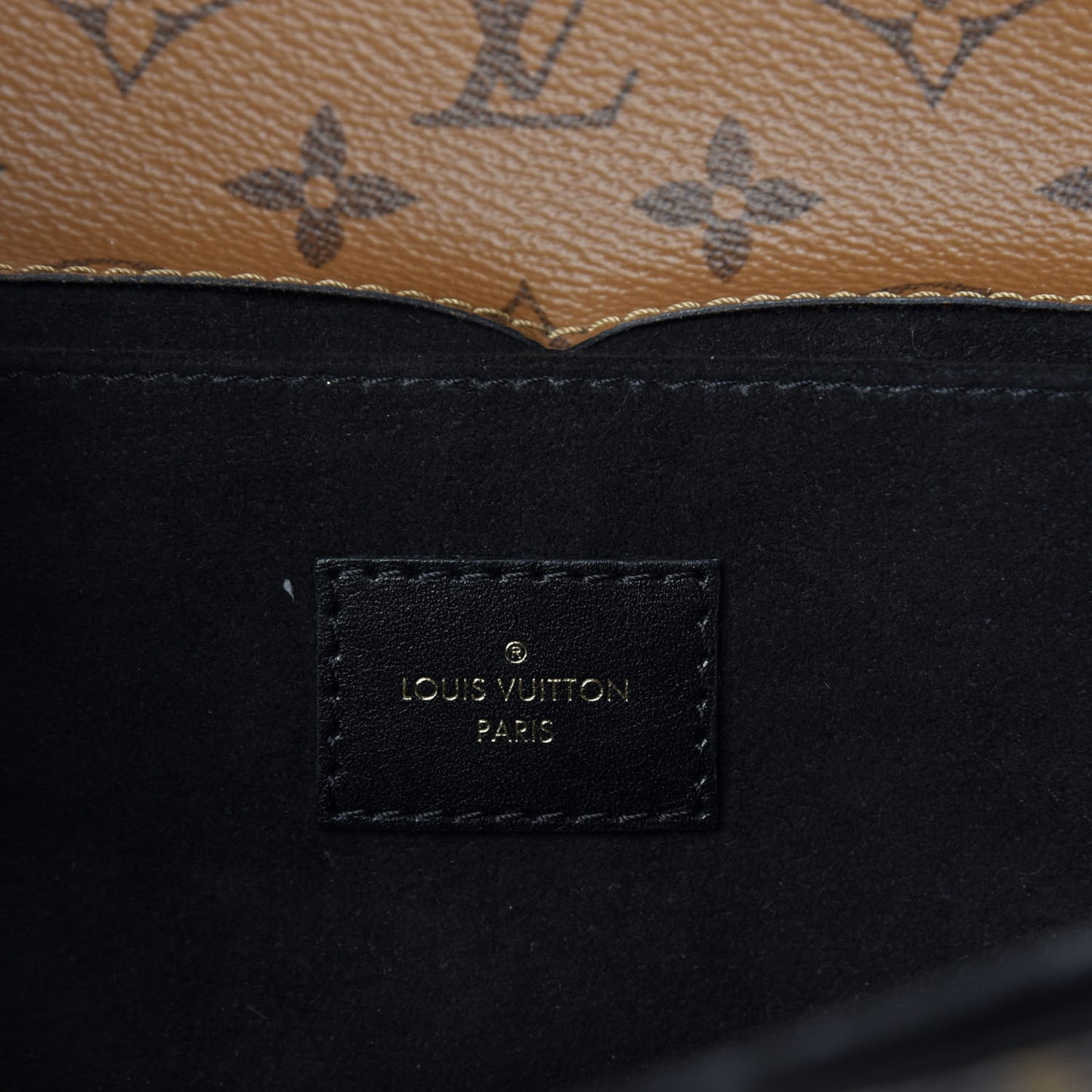Reverse Monogram Pochette Metis