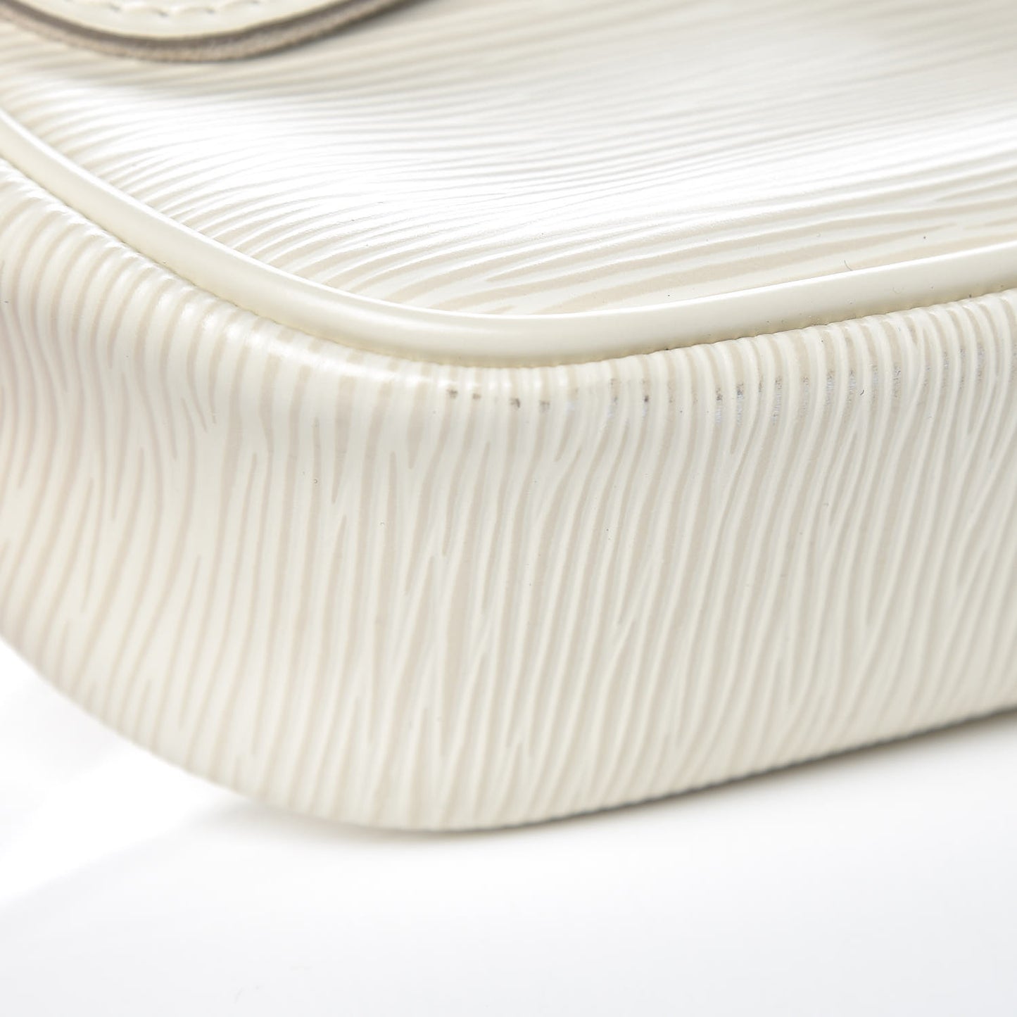 Epi Montaigne Clutch Ivory