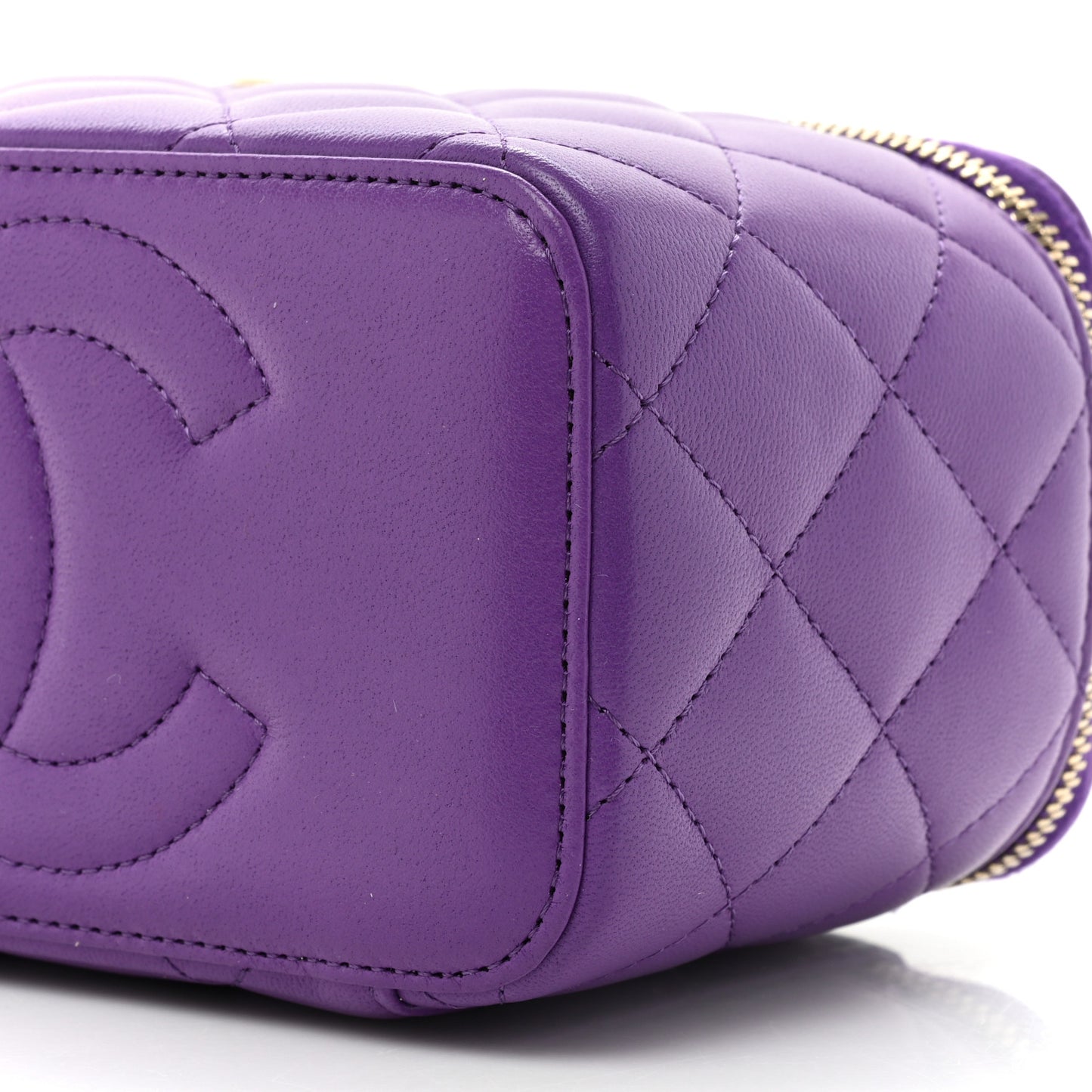 Lambskin Quilted Small Top Handle Vanity Case With Chain Purple