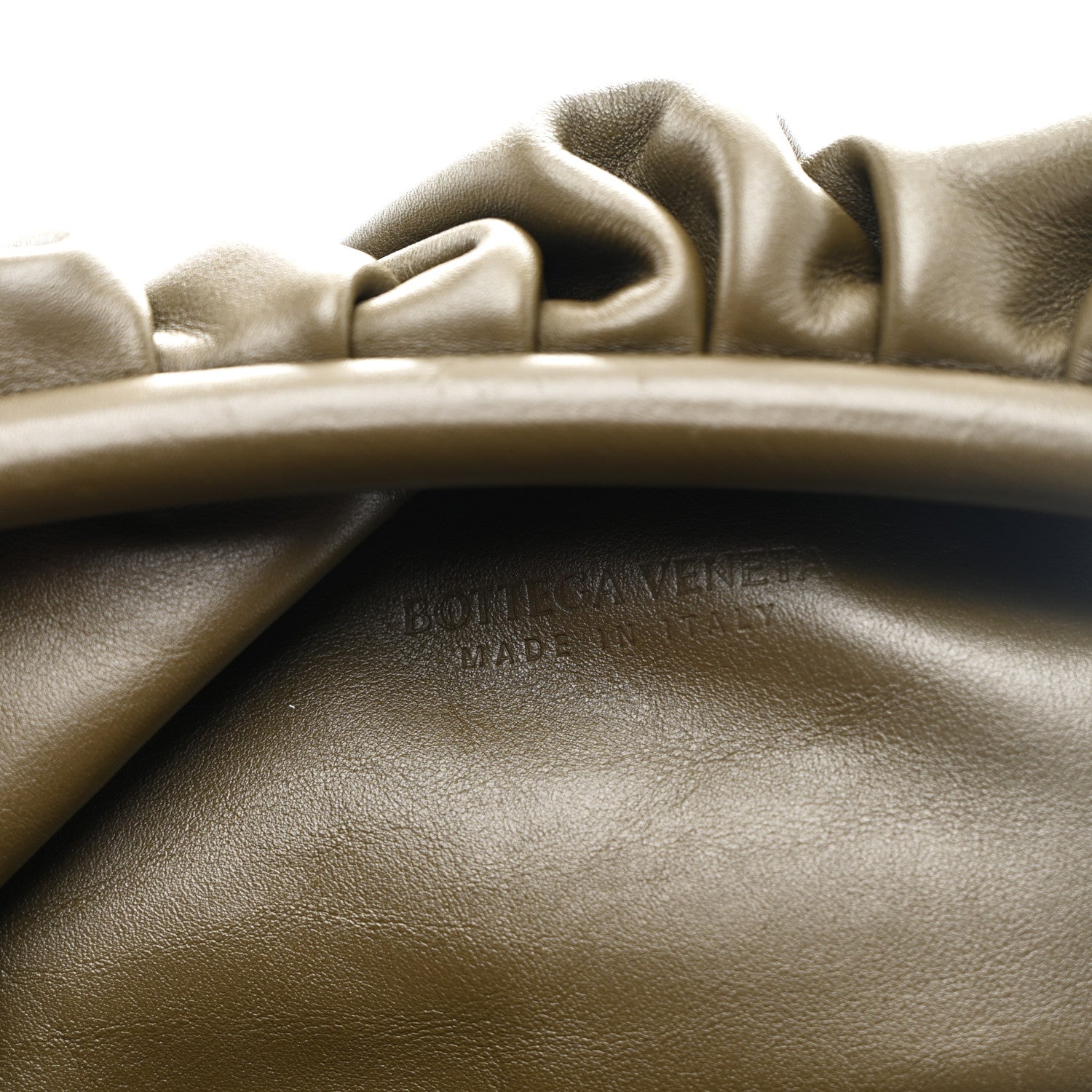 Bottega Veneta Smooth Butter Calf The Pouch Oversized Clutch Kaki Fondent 6 of 10