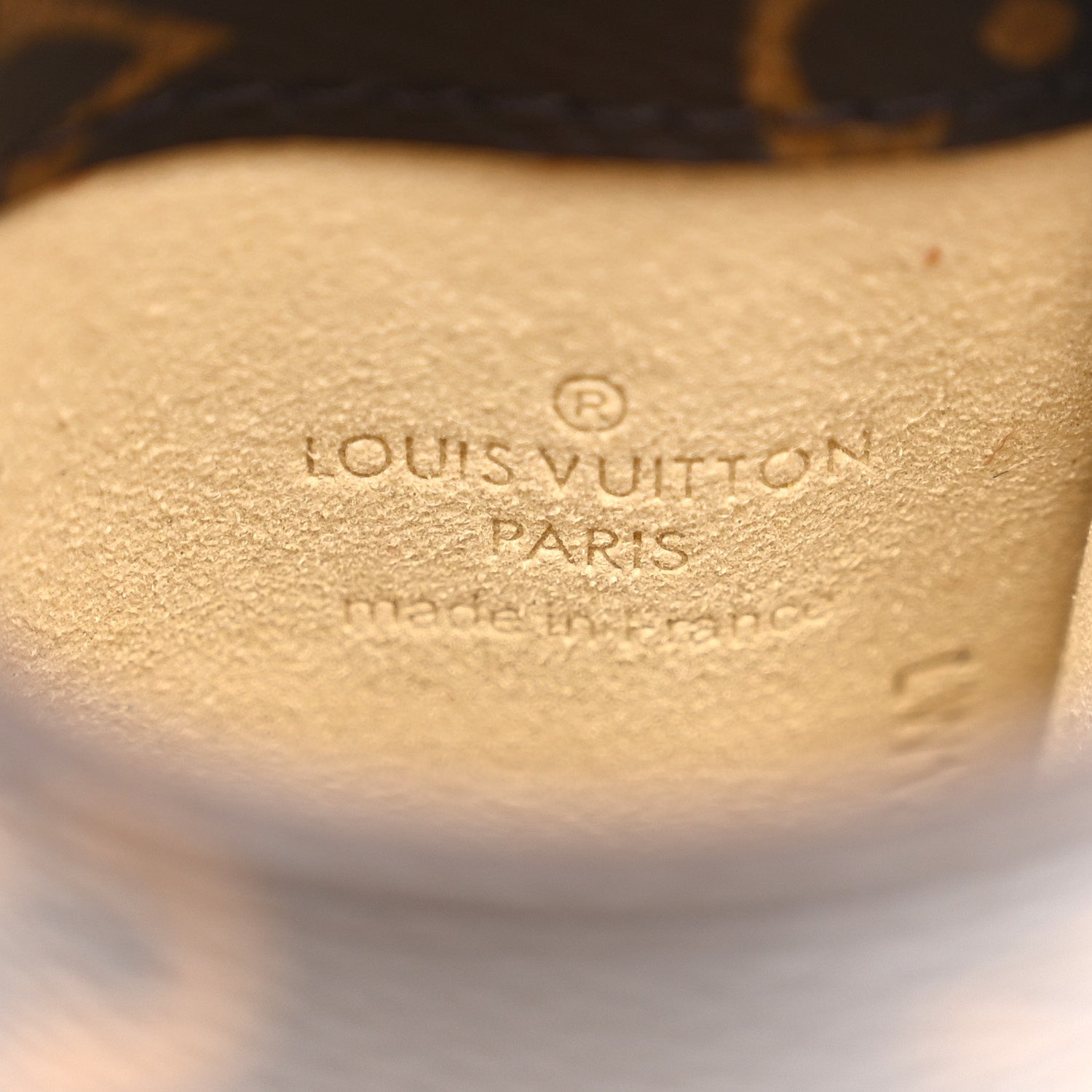 Louis Vuitton Monogram Etui a Lunettes PM Eyeglass Case 6 of 8