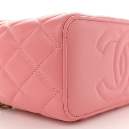 Chanel Shiny Lambskin Quilted Sweetheart Small Vanity Case With Chain Pink 9 of 10