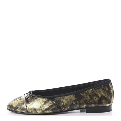 Chanel Laminated Suede Goatskin Cap Toe CC Ballerina Flats 38 Gold Black 1 of 7