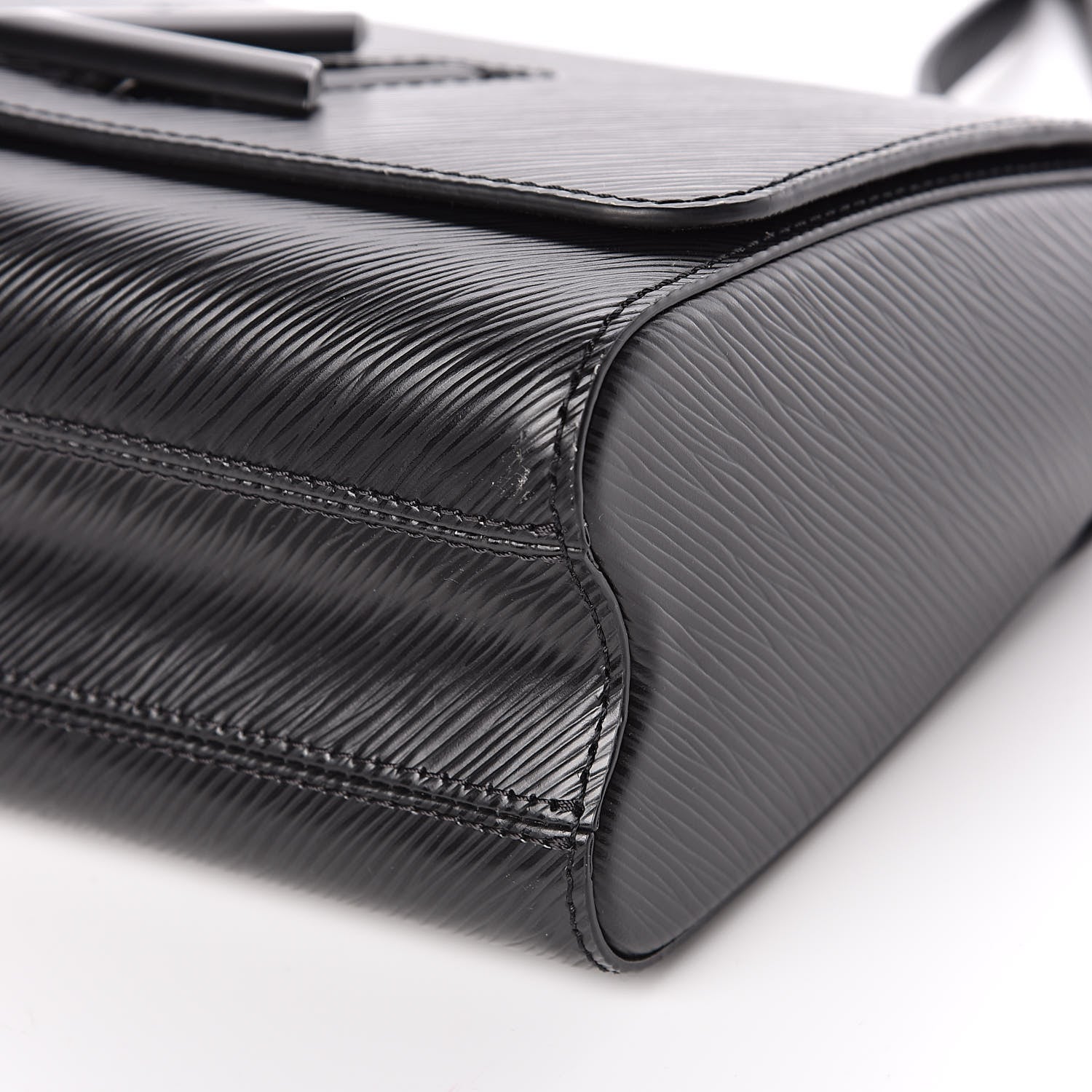 Louis Vuitton Epi Twist Shoulder Bag MM Matte Black 8 of 10