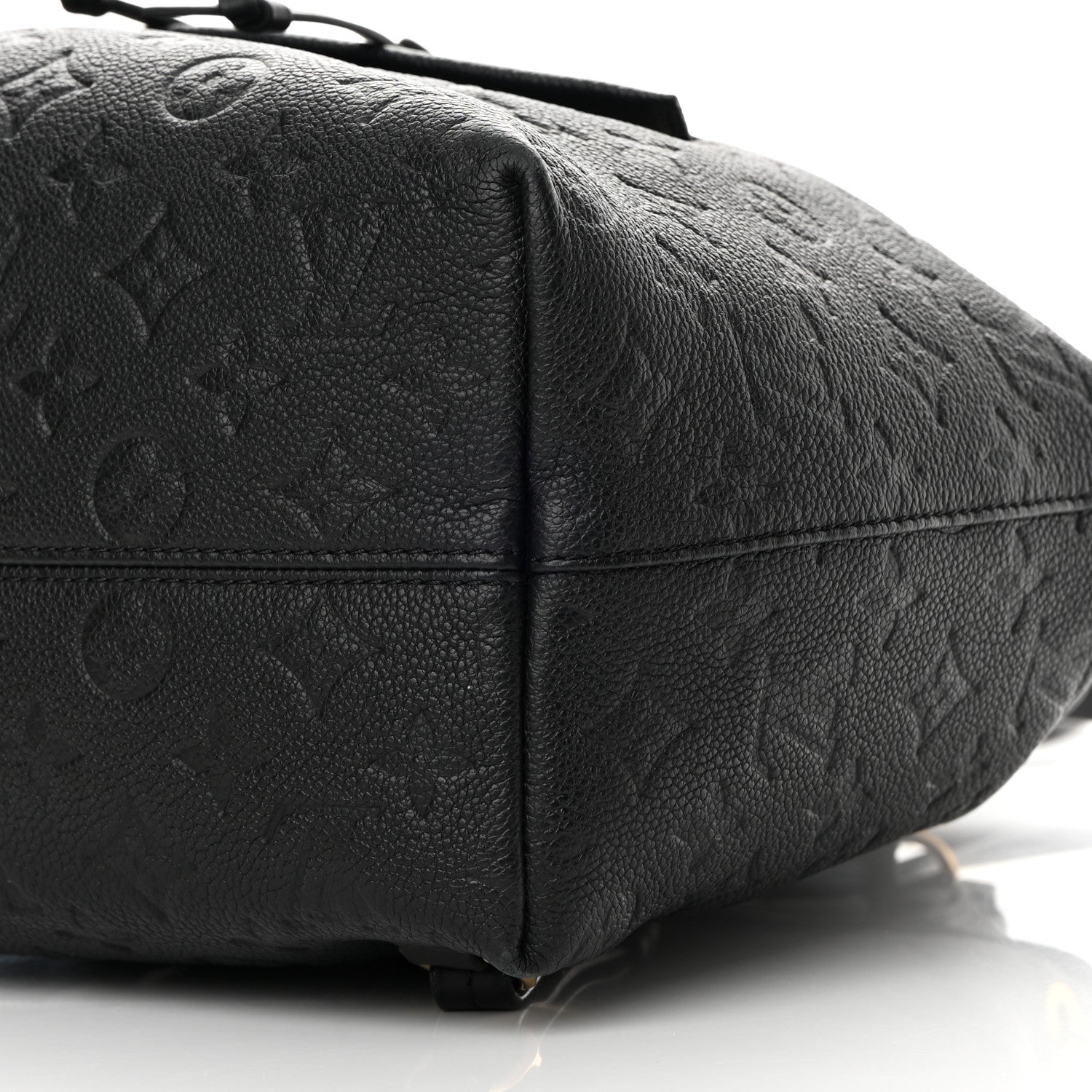 Louis Vuitton Empreinte Montsouris PM Black 9 of 12