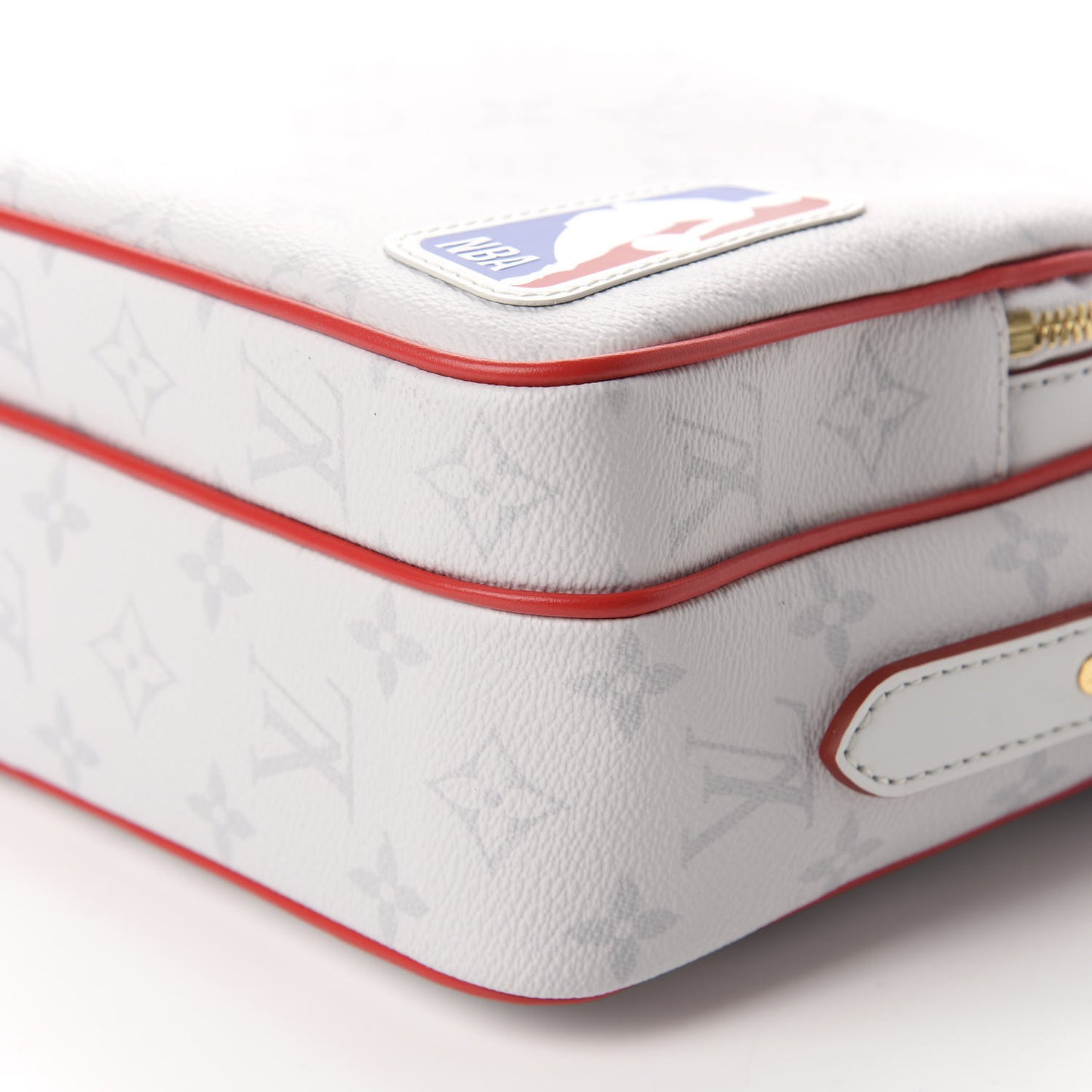 X NBA Monogram Nil Messenger Antarctica