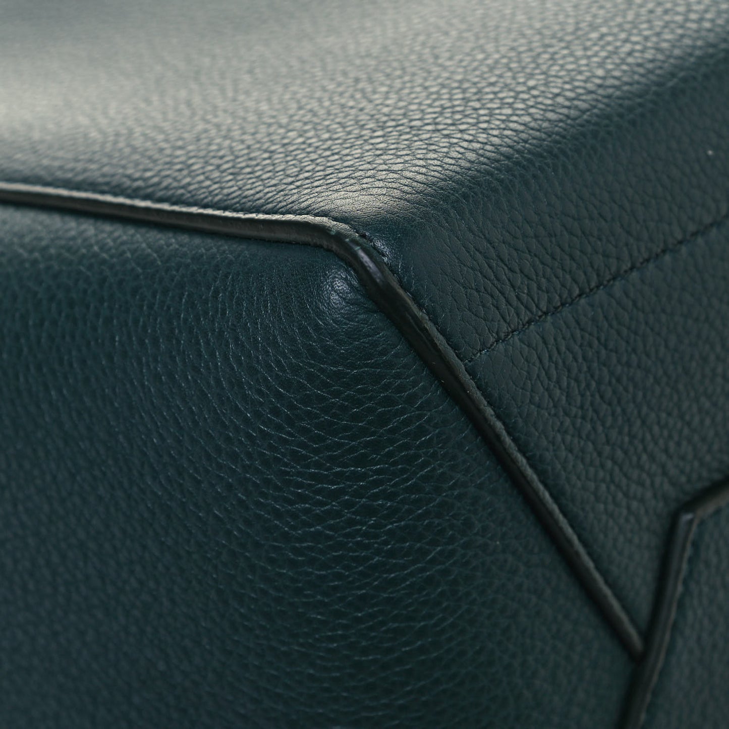 Soft Grained Calfskin Sangle Bucket Bag Amazone