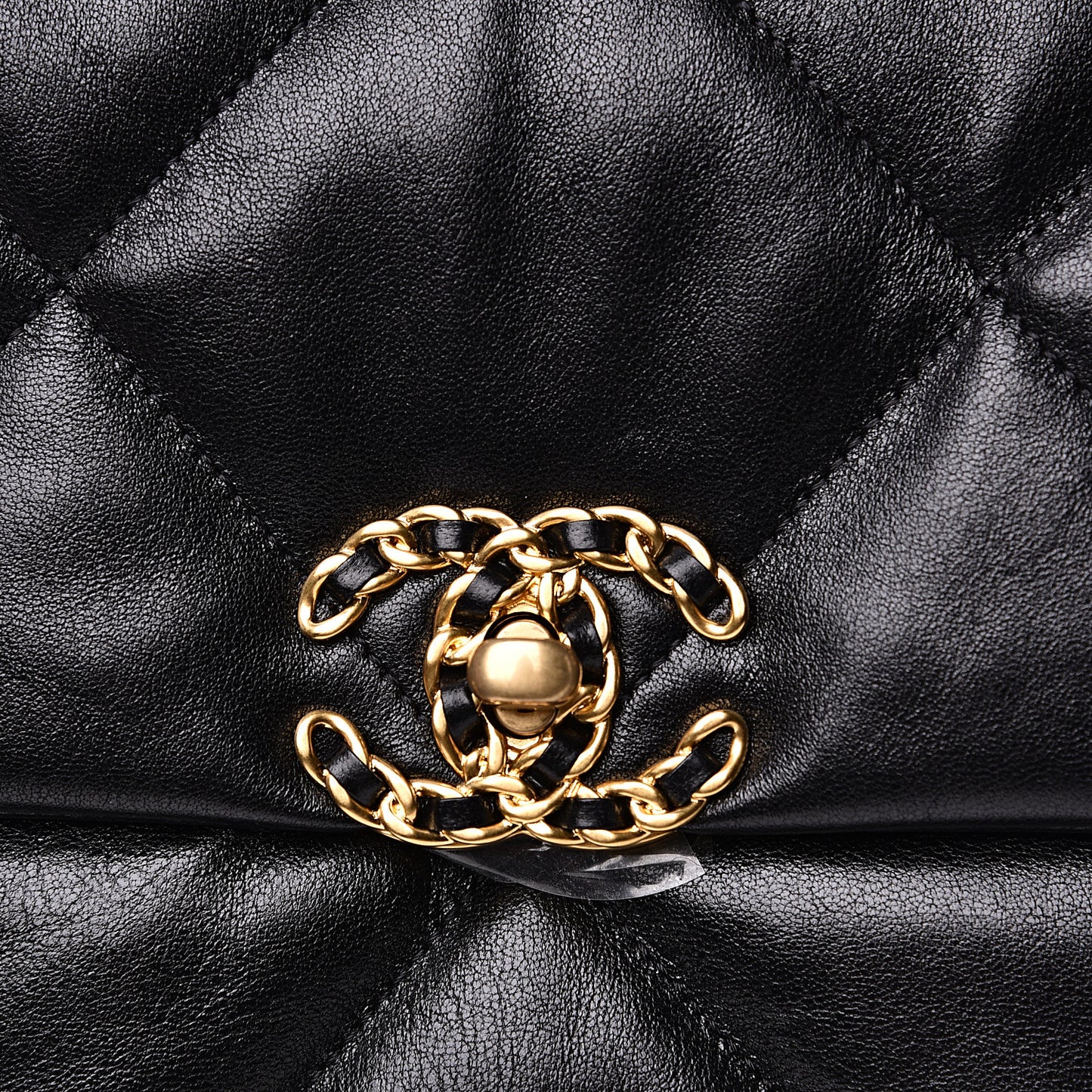 Goatskin Quilted Large 19 Flap Black