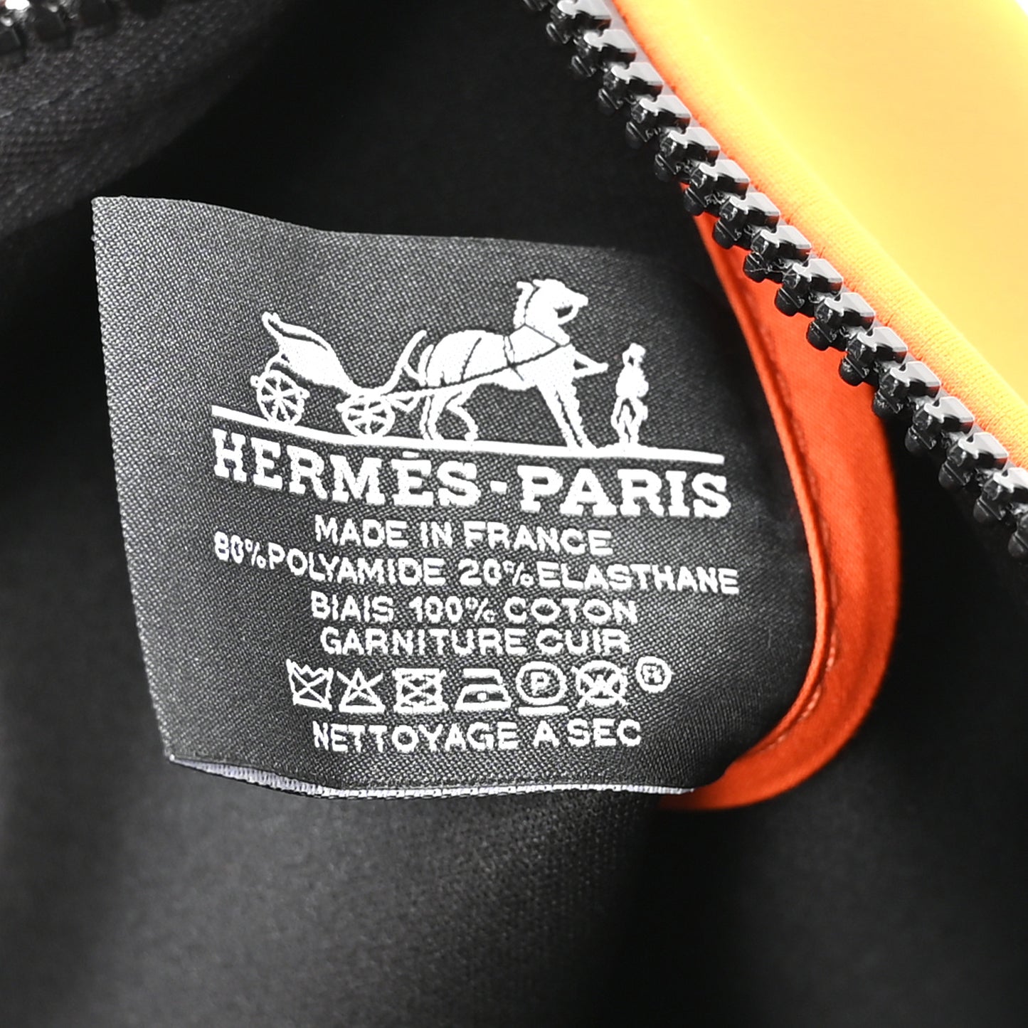 Neoprene Neobain Medium Case Orange