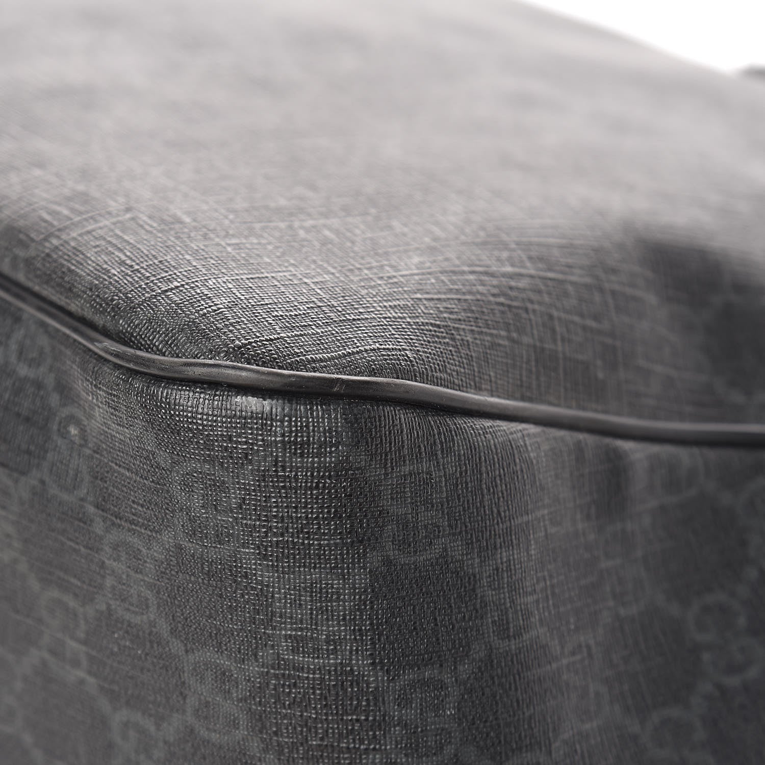 Gucci GG Supreme Monogram Duffle Bag Black 14 of 17