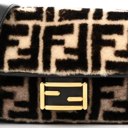 Fendi Shearling Vitello Dolce Macro FF 1974 Baguette White Ice 8 of 10
