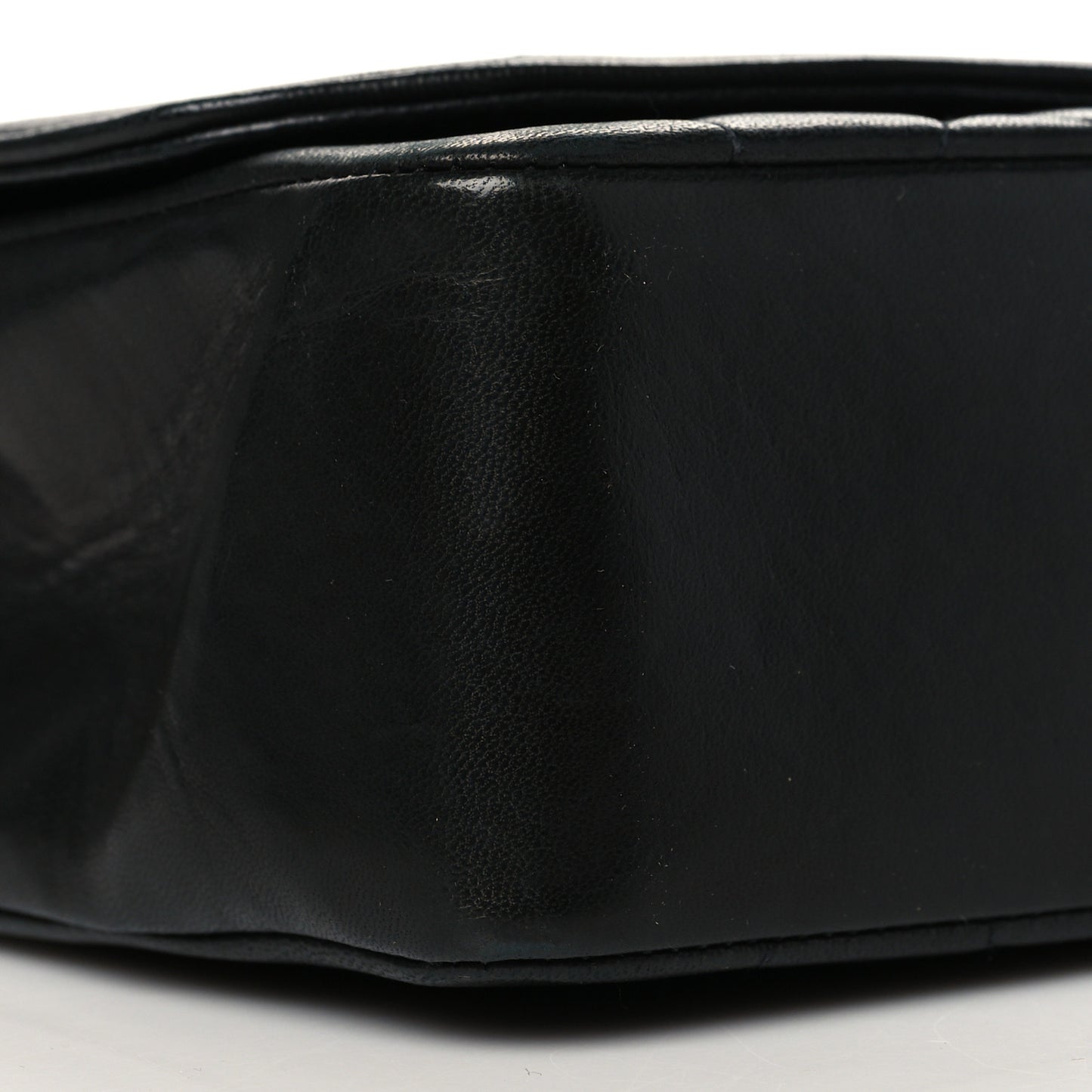 Lambskin Quilted Medium Single Flap Black