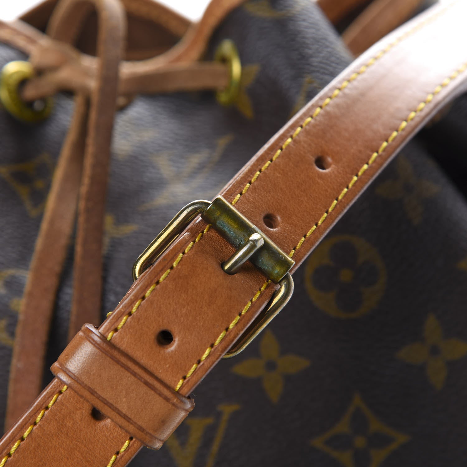 Louis Vuitton Monogram Noe 21 of 22