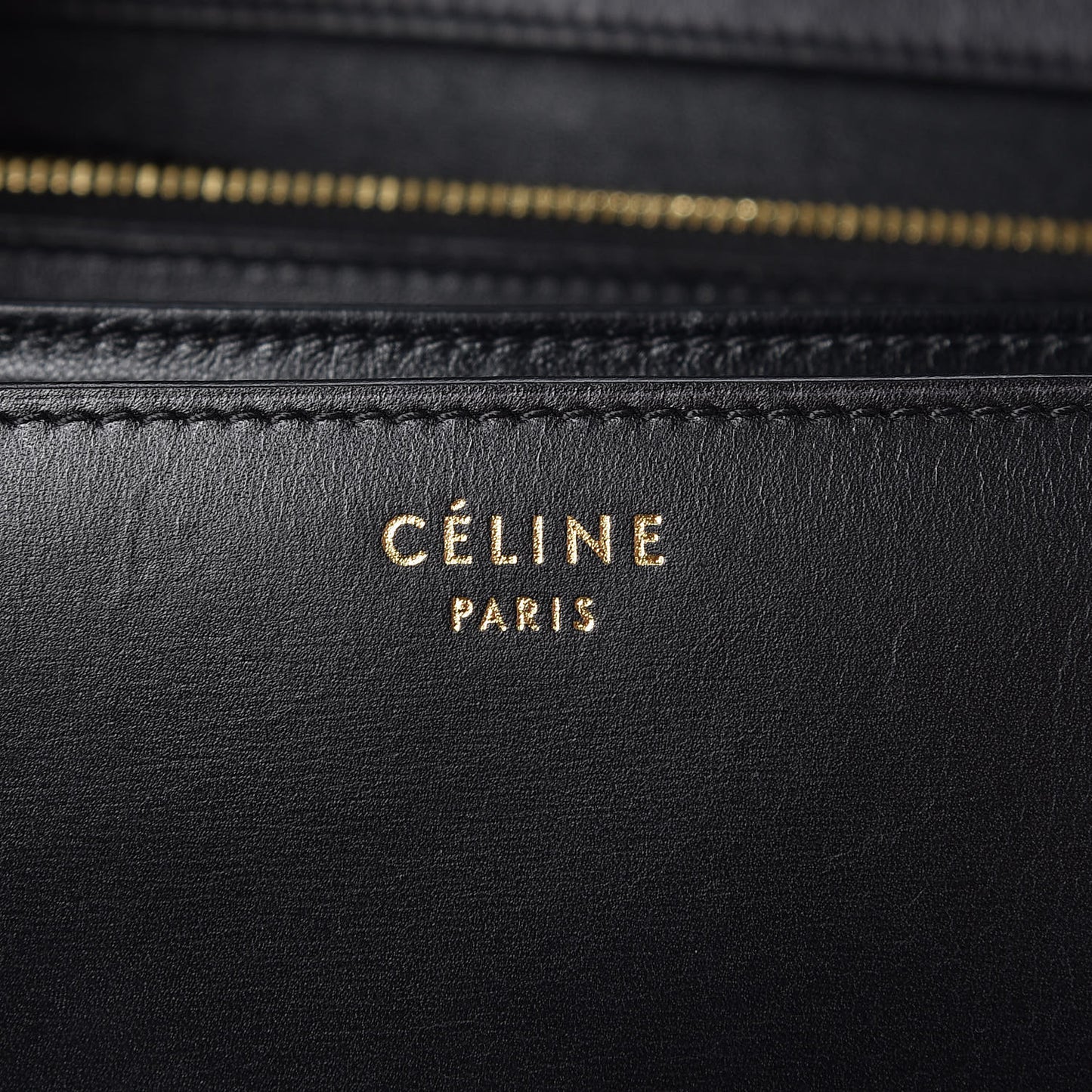Box Calfskin Medium Classic Box Flap Bag Black