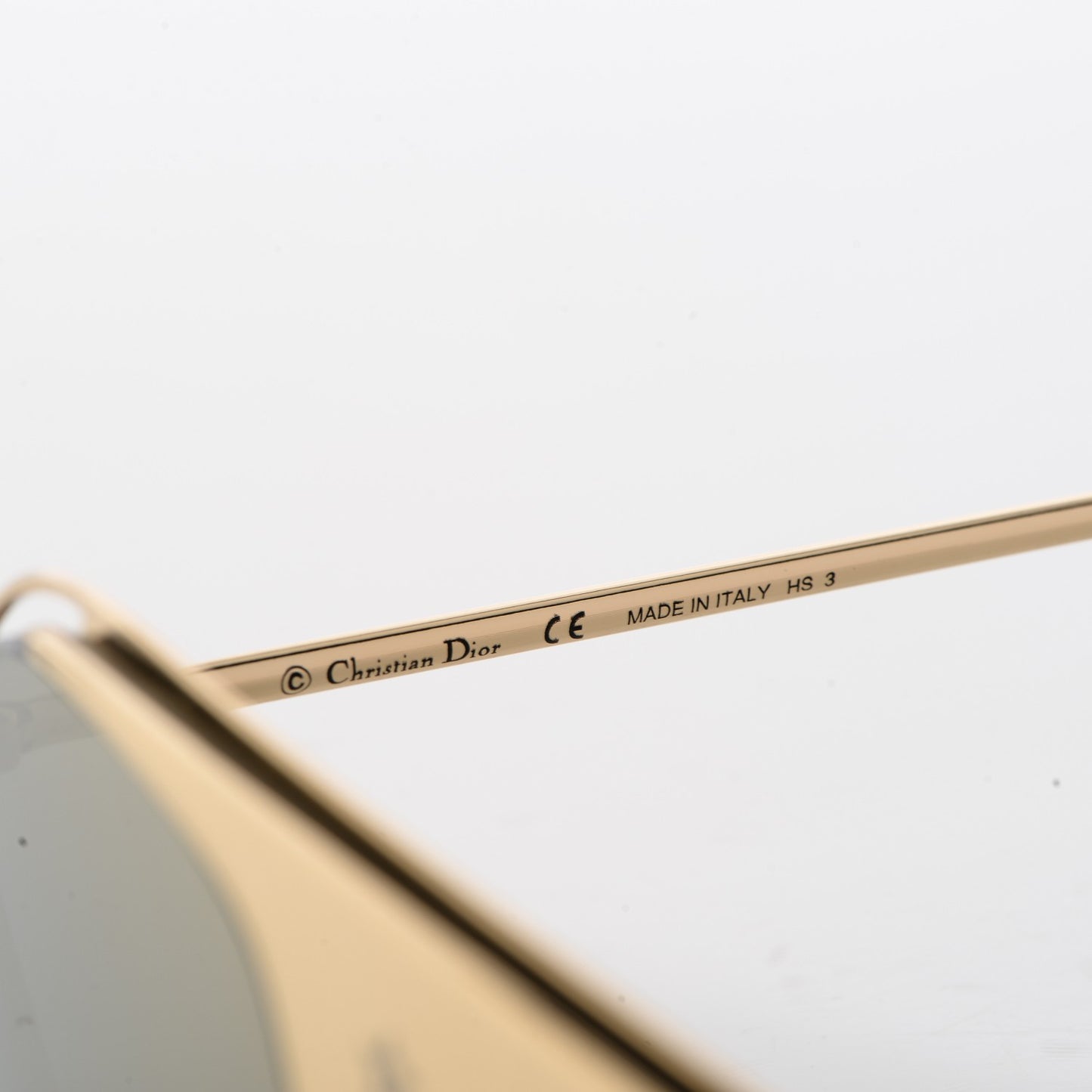 Dio(r)evolution Sunglasses Gold