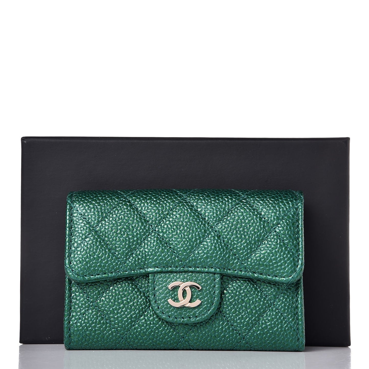 Metallic Caviar Quilted Card Holder Green