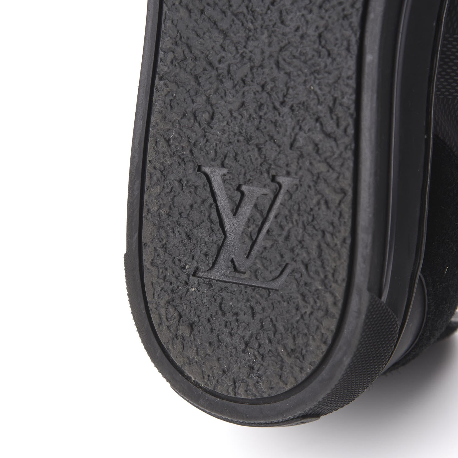 Louis Vuitton Damier Graphite Calfskin Suede Mens Aventure Sneakers 9.5 8 of 13