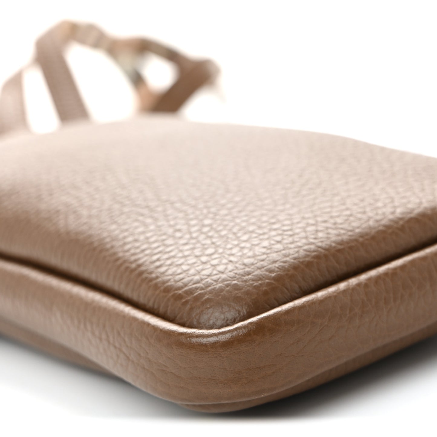 Grainy Calfskin Phone Pouch Earth