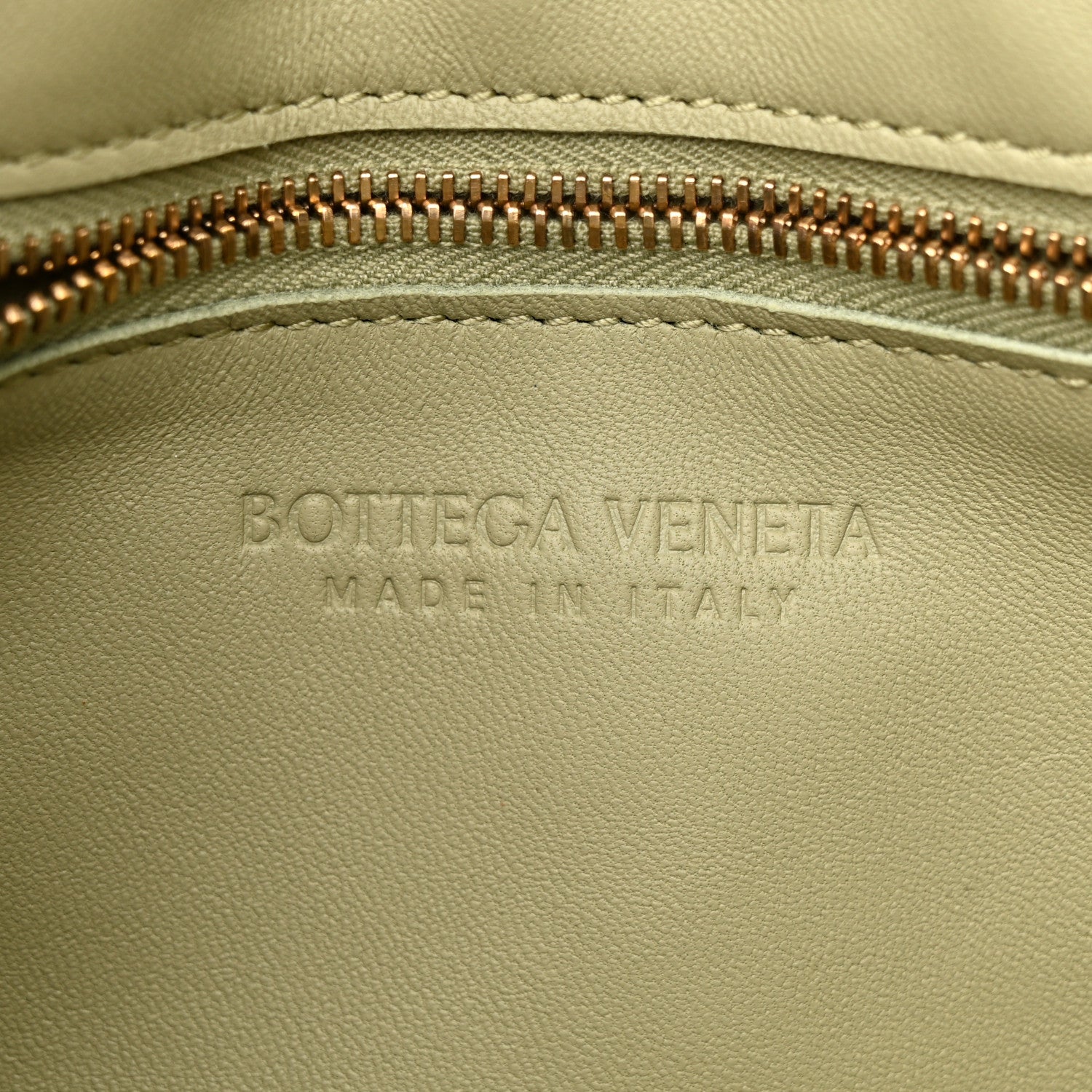 Bottega Veneta Lambskin Maxi Intrecciato Cassette Crossbody Bag Travertine 6 of 9