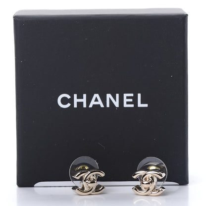 Chanel Metal CC Turnlock Earrings Gold 5 of 5