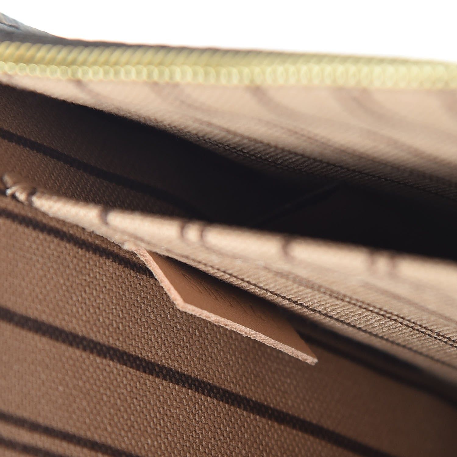Louis Vuitton Monogram Neverfull MM GM Pochette 8 of 9