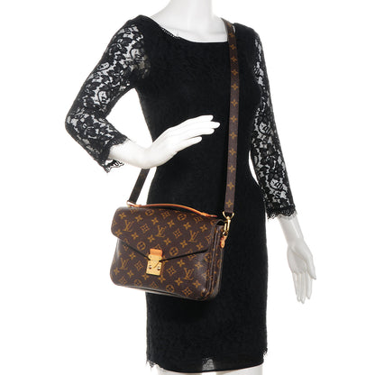 Louis Vuitton Monogram Pochette Metis 2 of 9