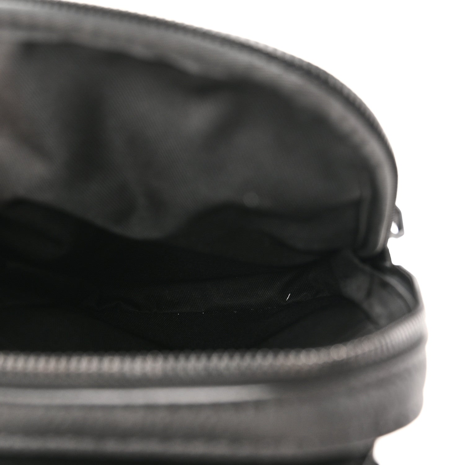 Louis Vuitton Damoflage Avenue Slingbag Black 5 of 9
