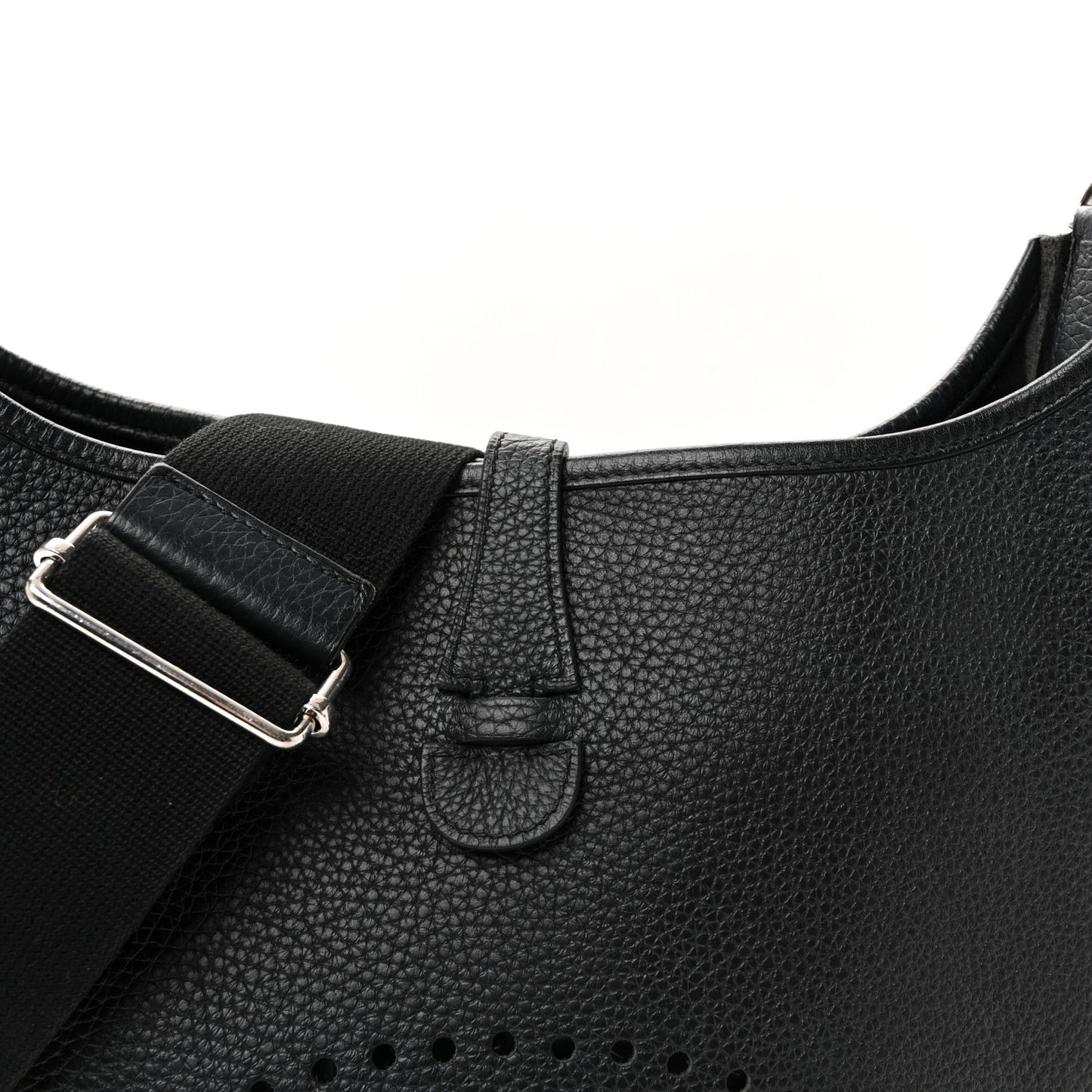 Taurillon Clemence Evelyne III PM Black