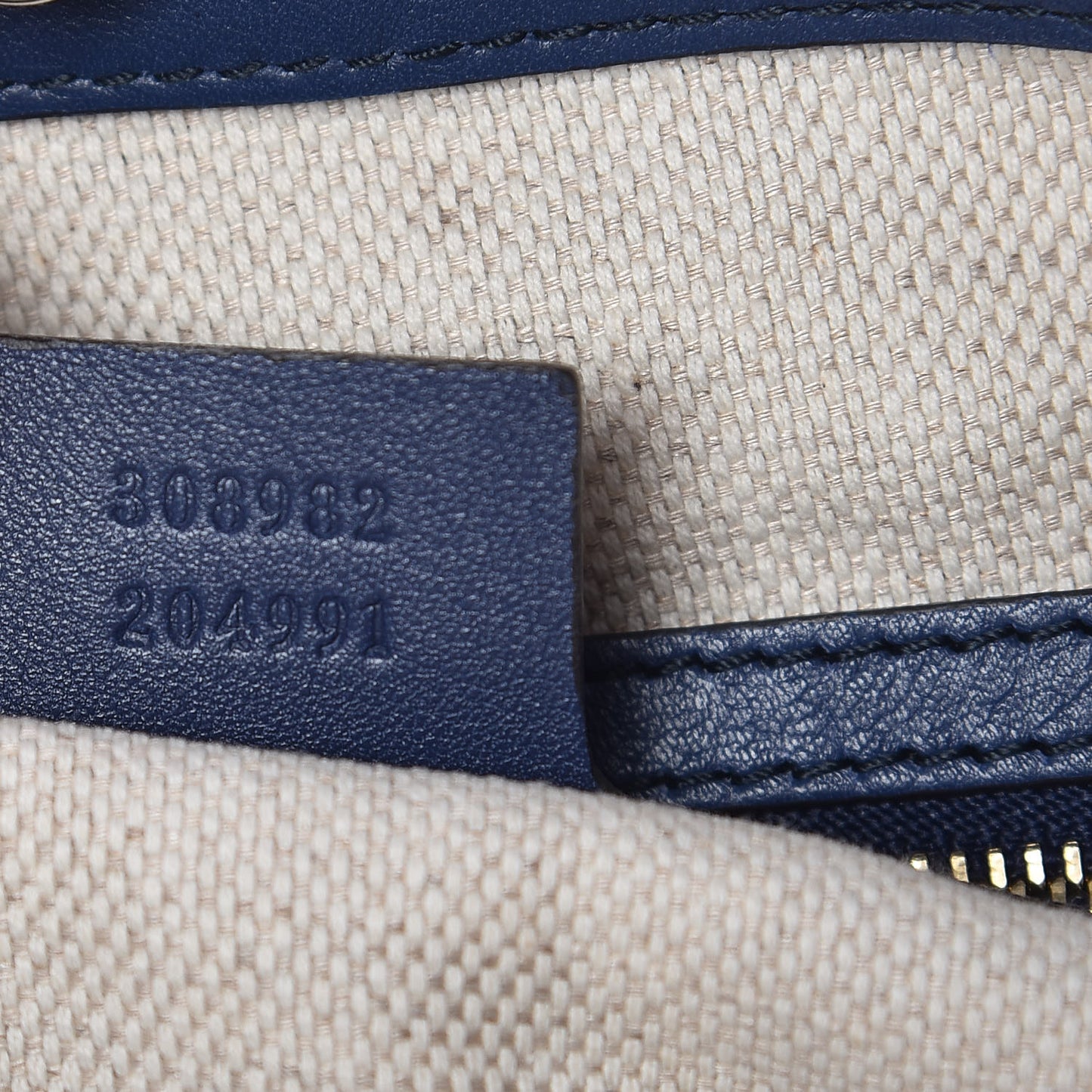 Patent Medium Soho Chain Shoulder Bag Uniform Blue