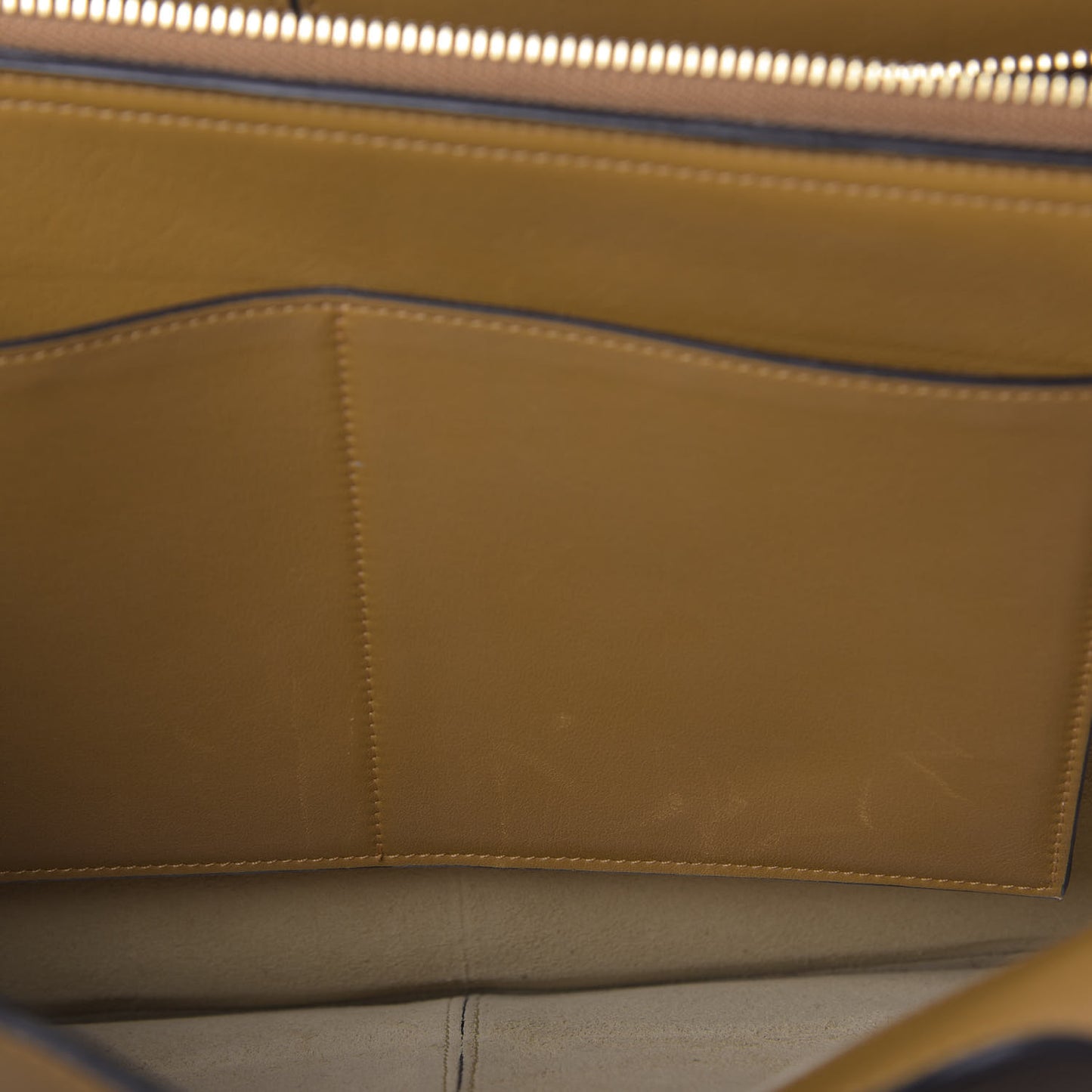 Supple Natural Calfskin Medium Tri-Fold Bag Blonde