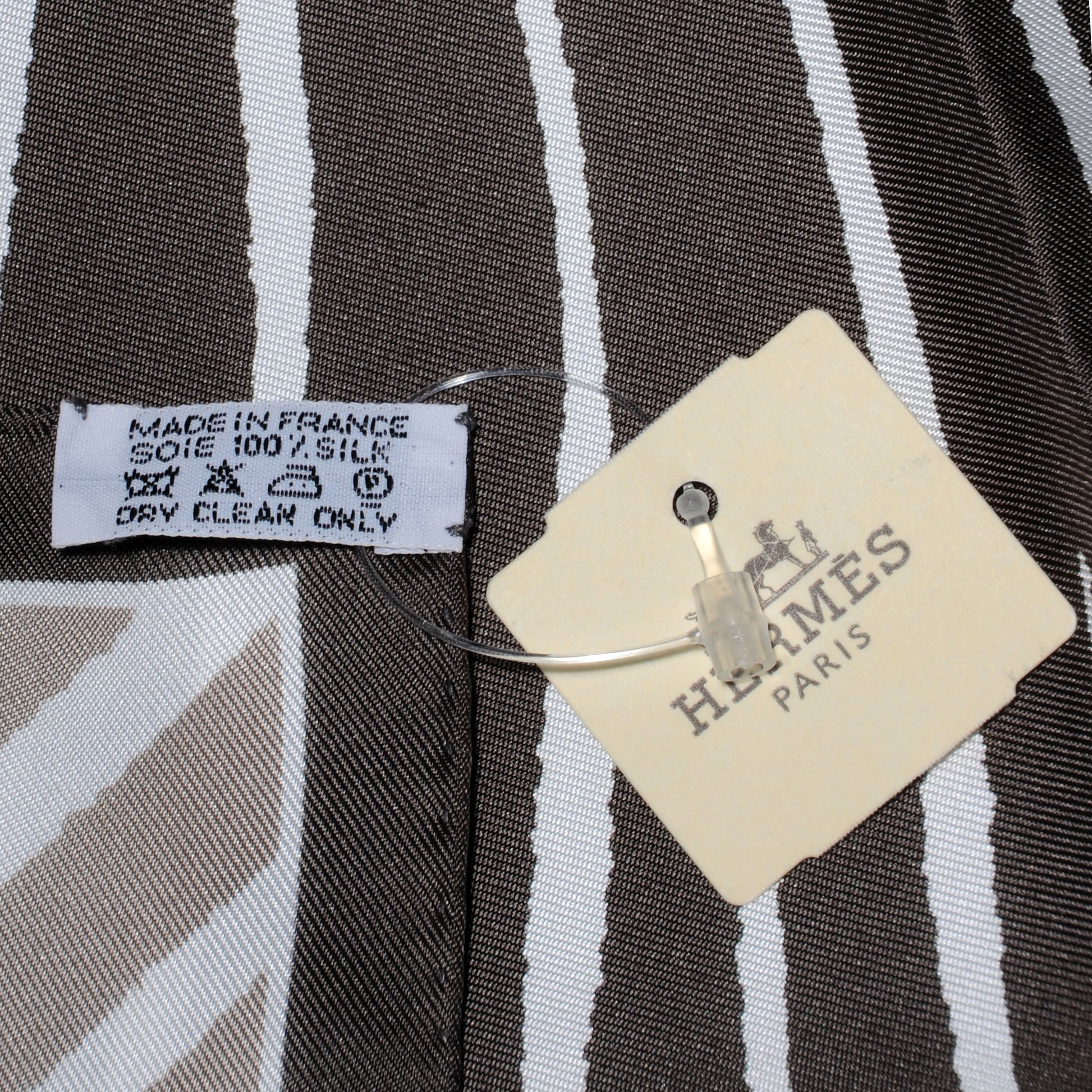 Hermes Silk Soleil De Soie Scarf 90 Gris Taupe 4 of 4